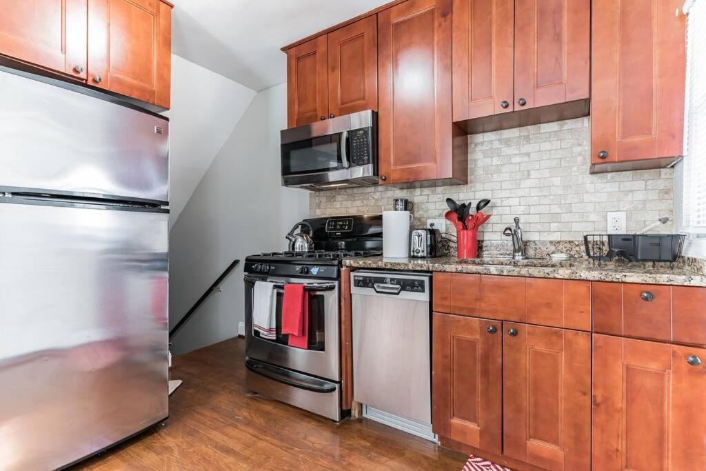 Hébergement de vacances Cozy Semi Detached In Ne Dc Washington
